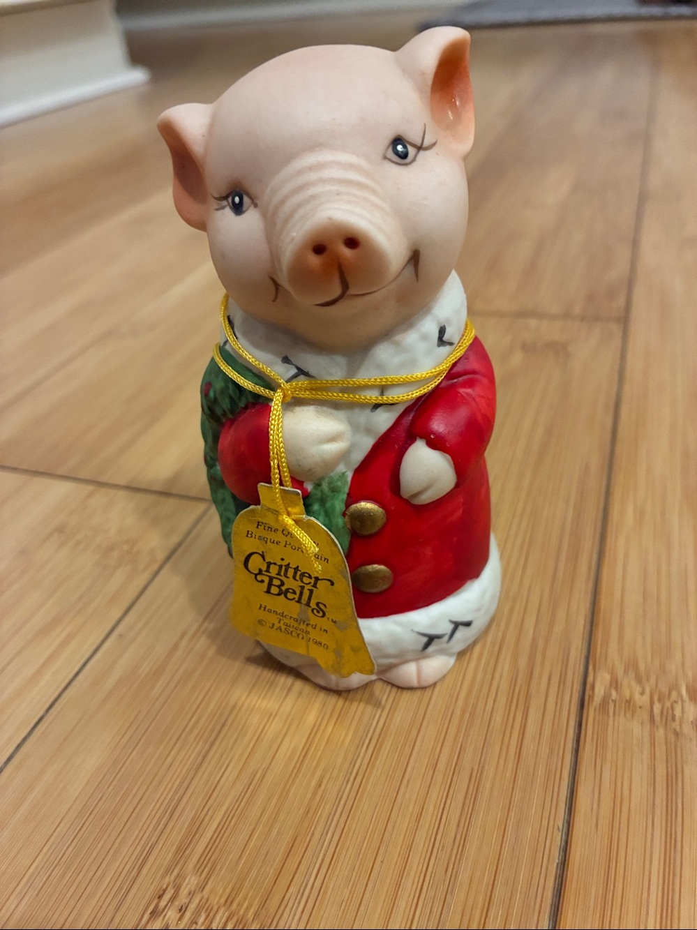 Vintage JASCO Pig Holding Wreath Critter Bells Christmas 4" with Tag Piglet